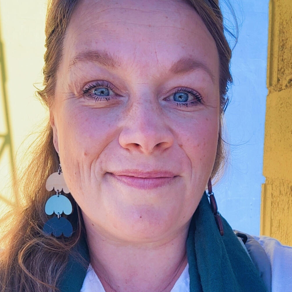 Omakuva Anna Halme_omakuva